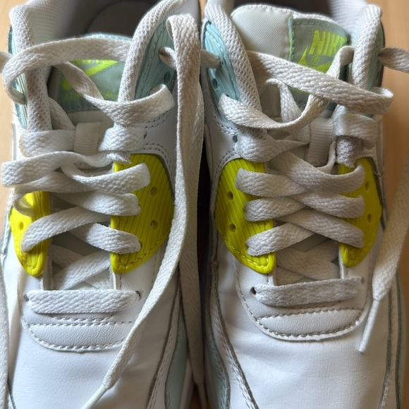NIKE AIR MAX 90 Pastel size 6 youth - Picture 10 of 11